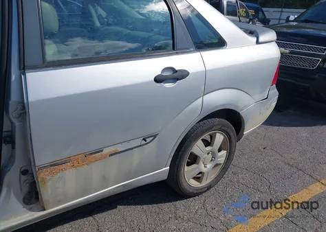 2006 Ford Focus Zx4 из США, поврежденный, VIN 1FAHP34N06W234530